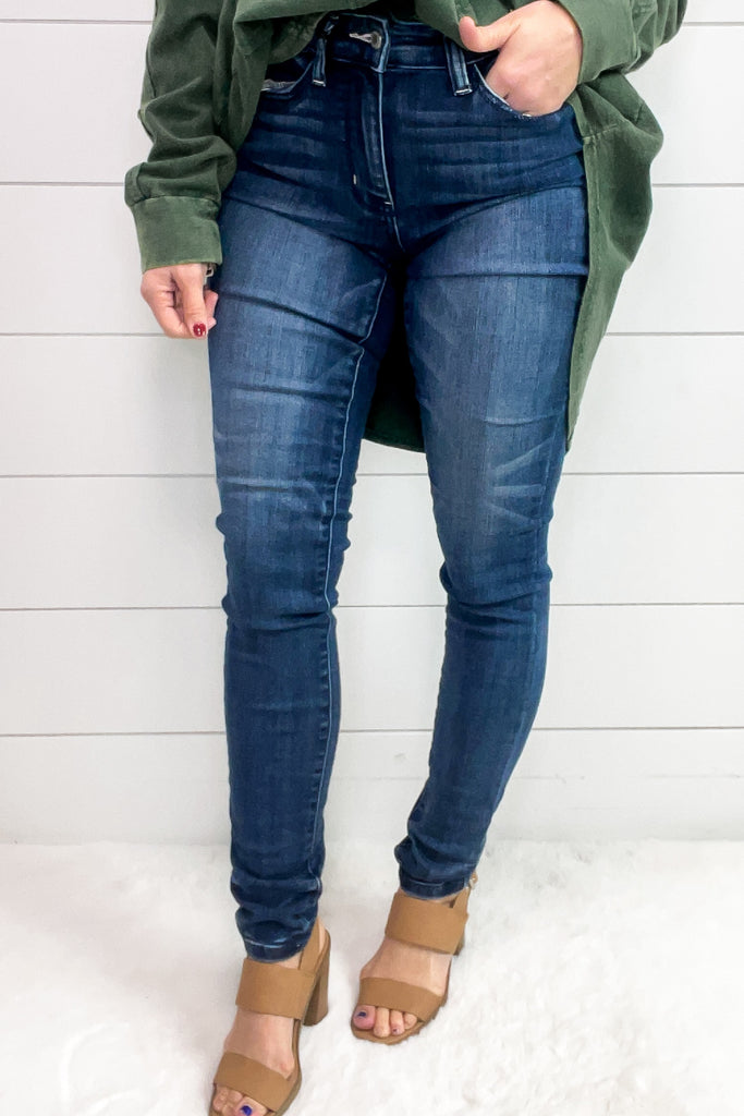 Judy Blue - Chelsea Mid Rise Skinny