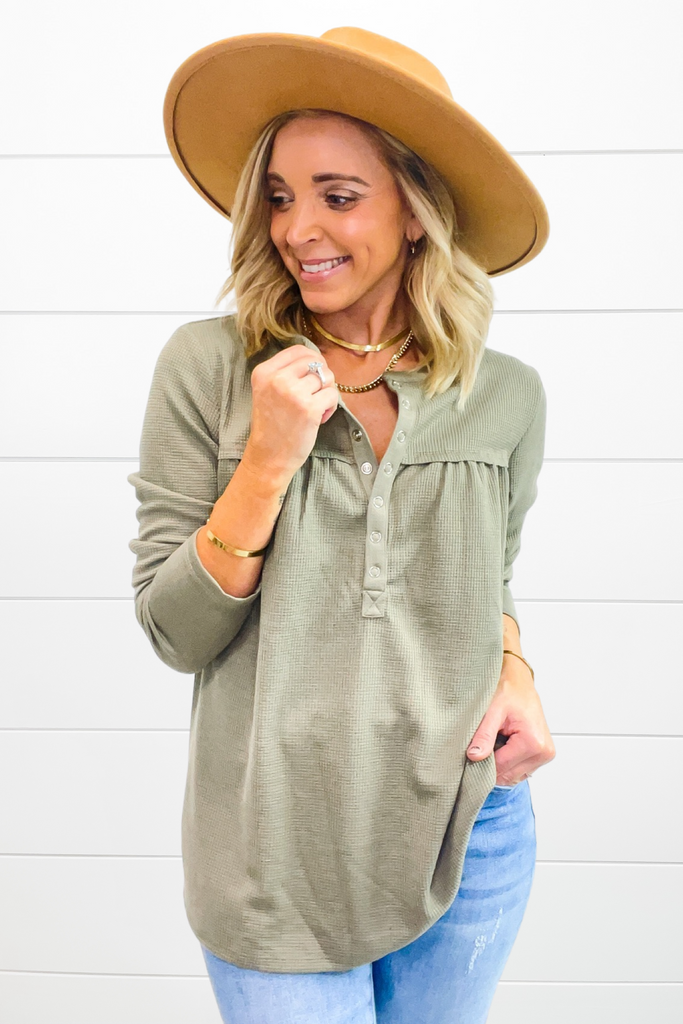 Casually Perfect Top - Olive